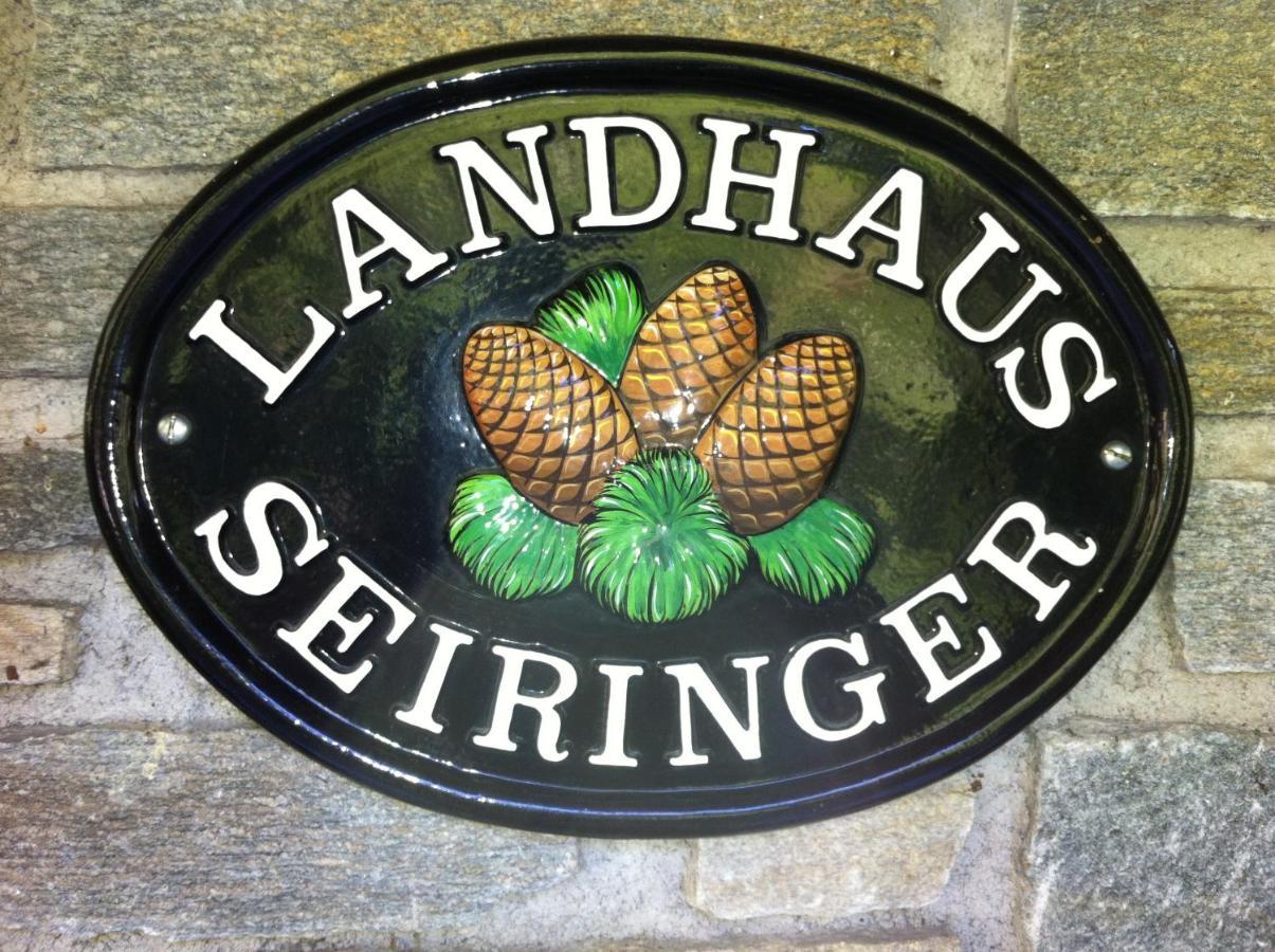 Landhaus Seiringer Apartments Финкенберг Екстериор снимка