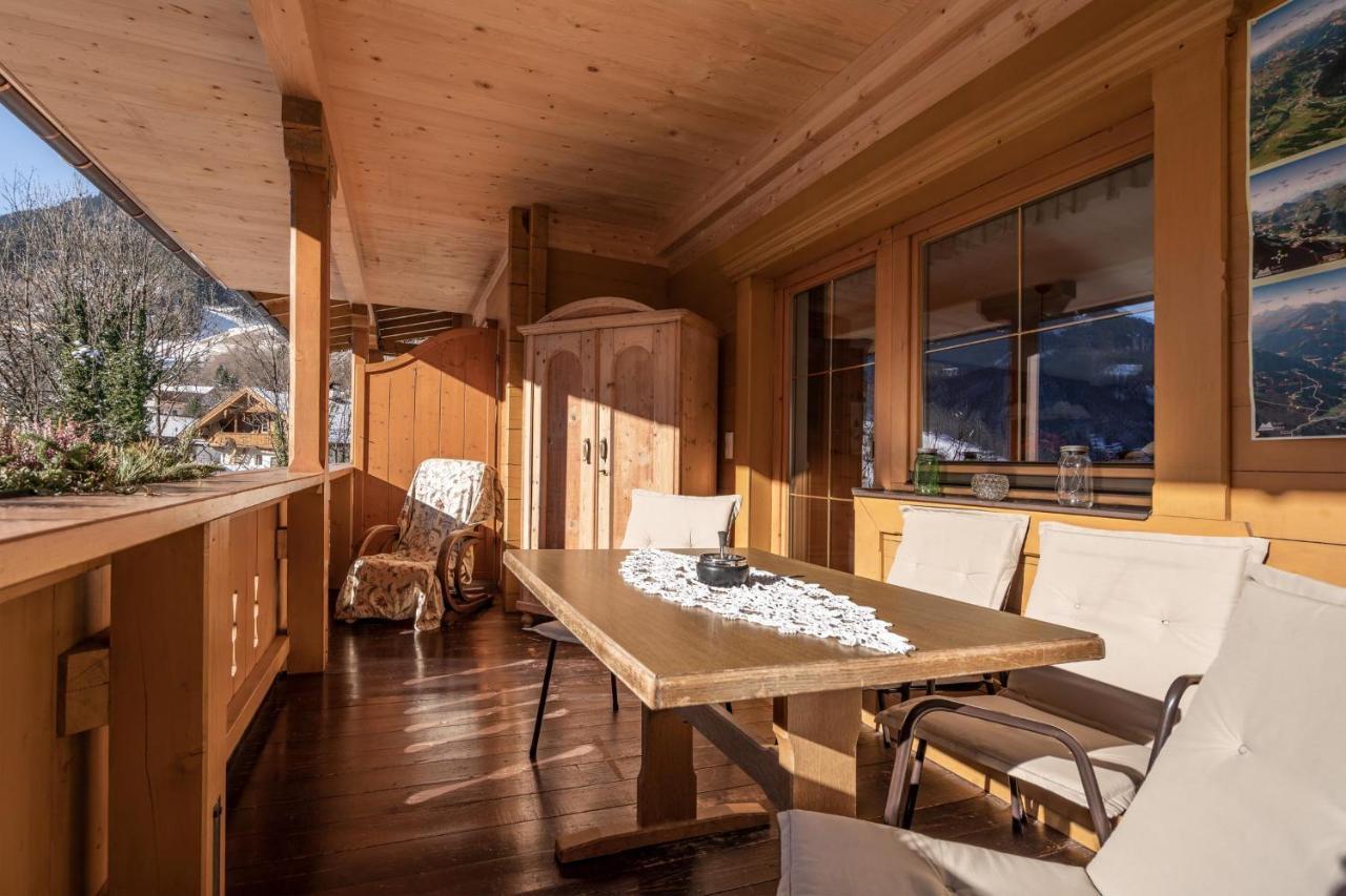 Landhaus Seiringer Apartments Финкенберг Екстериор снимка
